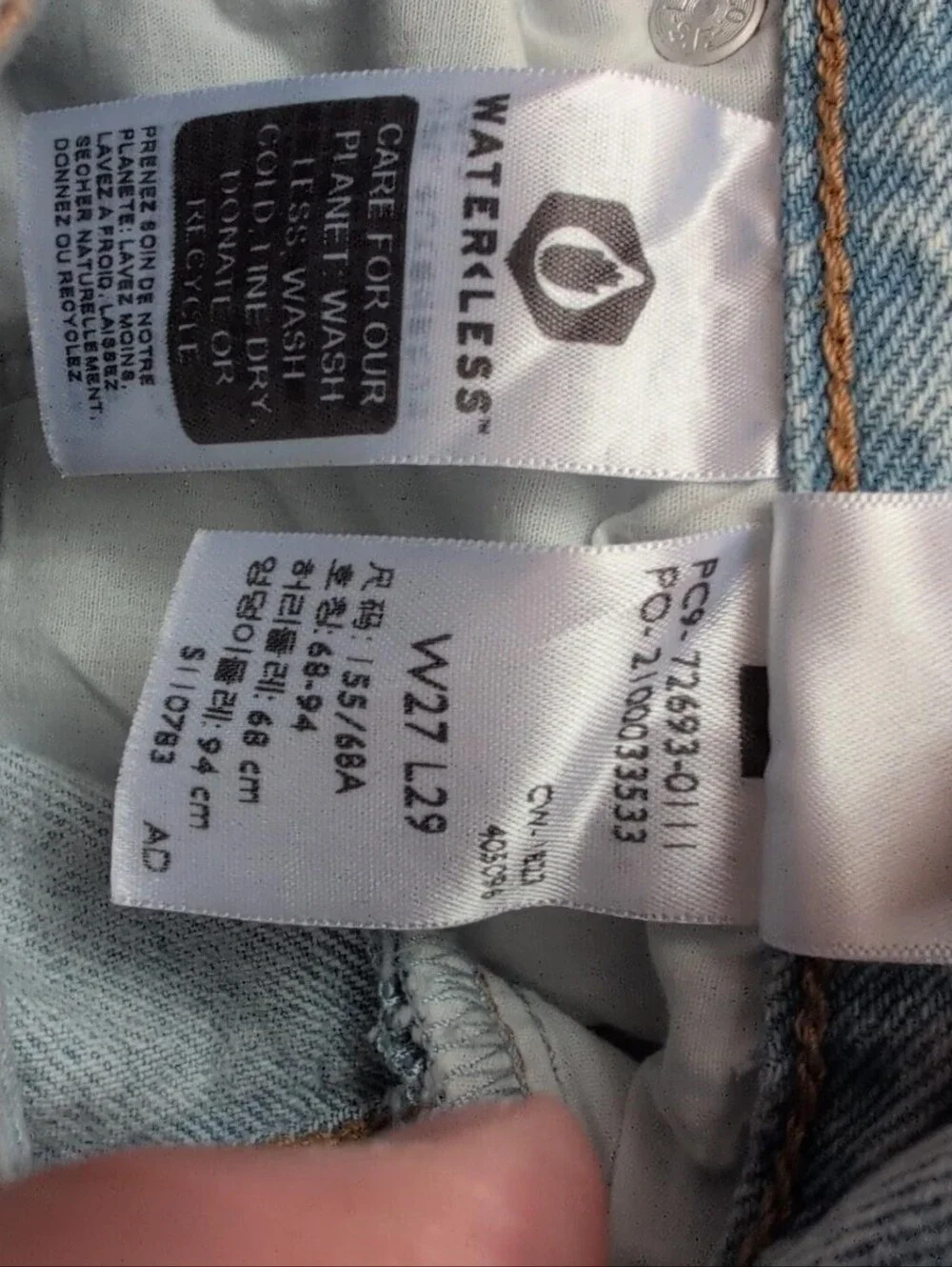 Levi's Ribcage Straight Ankle High Rise Jeans Light Wash W27 L29 - Picture 8 of 8